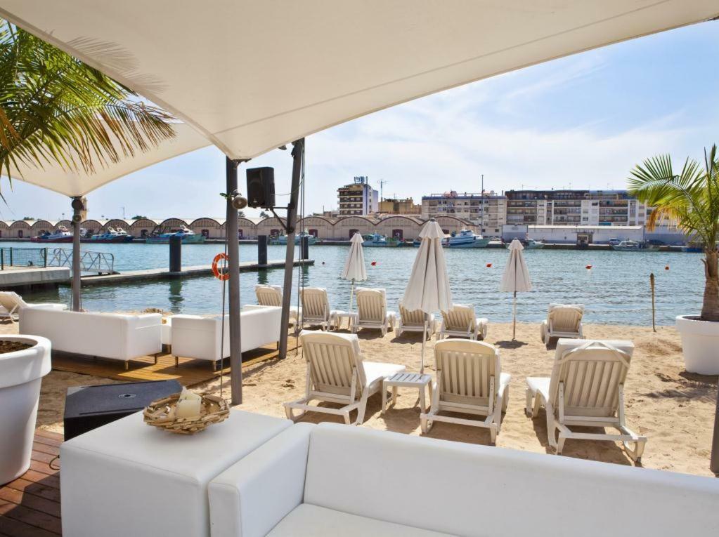Apartamento Con Piscina Y Parking Apartman Gandía Kültér fotó